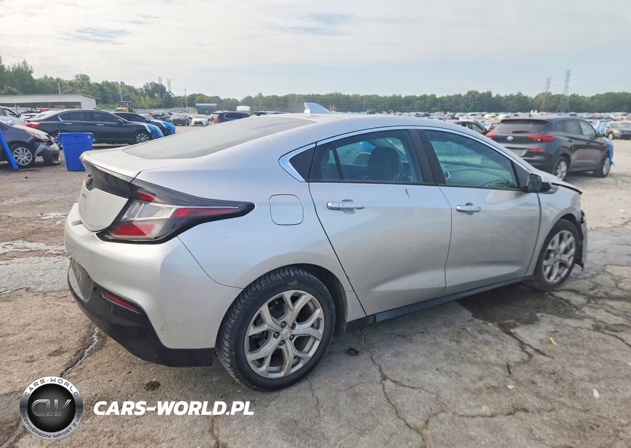 2017 Chevrolet Volt Premier VIN:1G1RB6S50HU104904 - 3