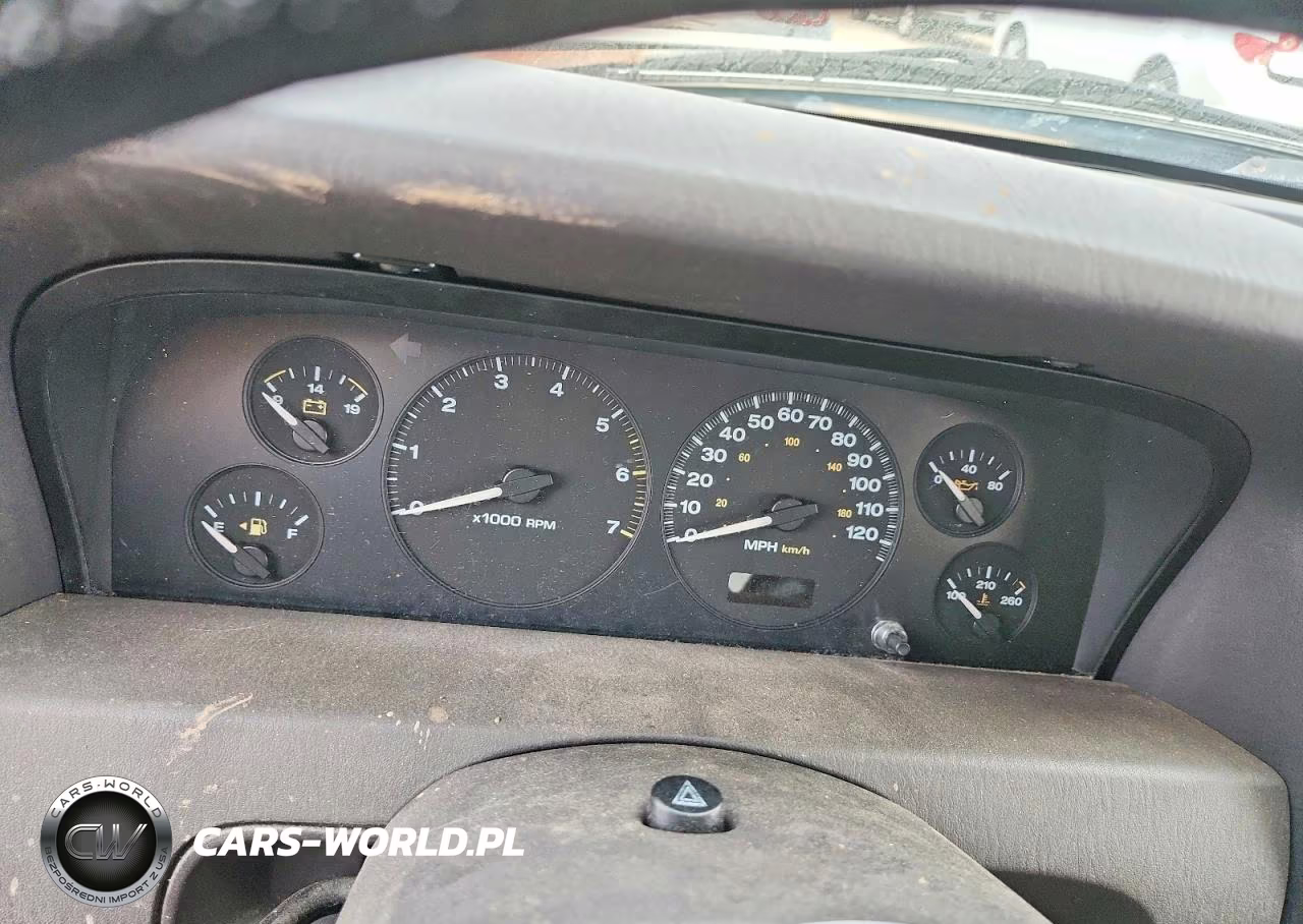 1999 Jeep Grand Cherokee Laredo VIN:1J4GW58N4XC804735 - 9