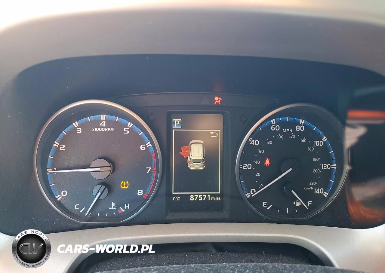 2017 Toyota Rav4 Xle VIN:2T3RFREV9HW636681 - 9