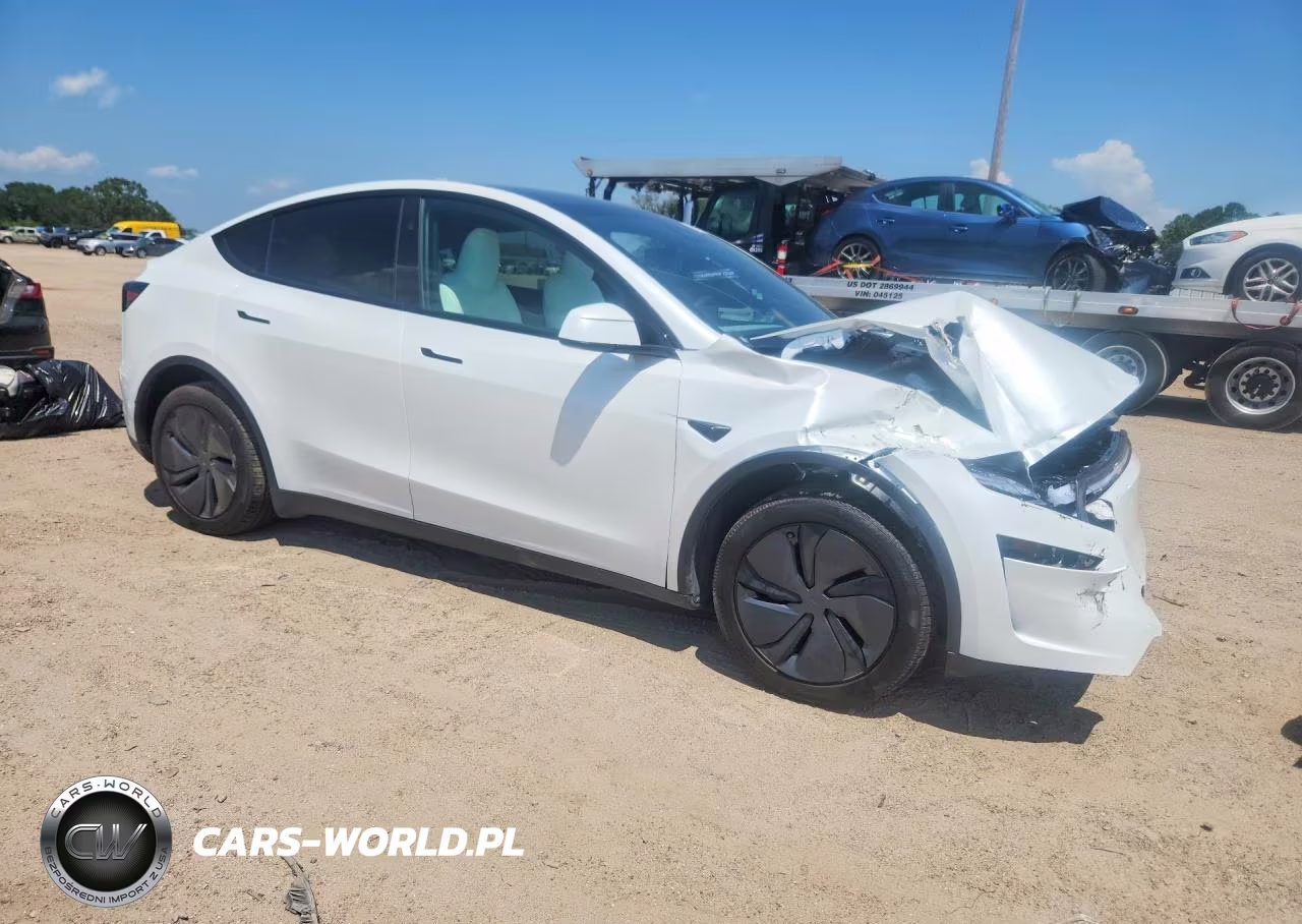 2026 Tesla Model Y VIN:7SAYGDEDXTA721756 - 4
