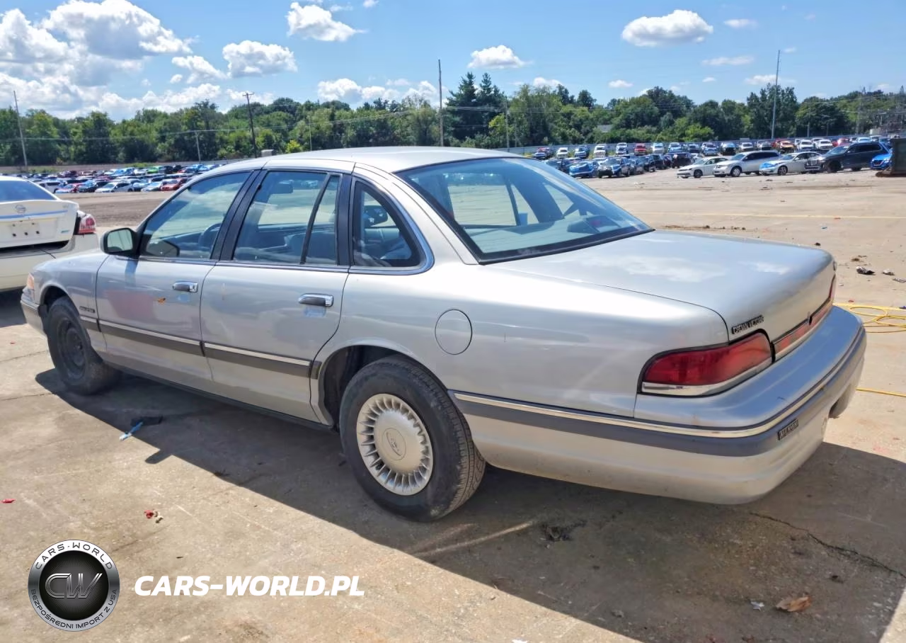 1994 Ford Crown Victoria VIN:2FALP73W7RX132680 - 2