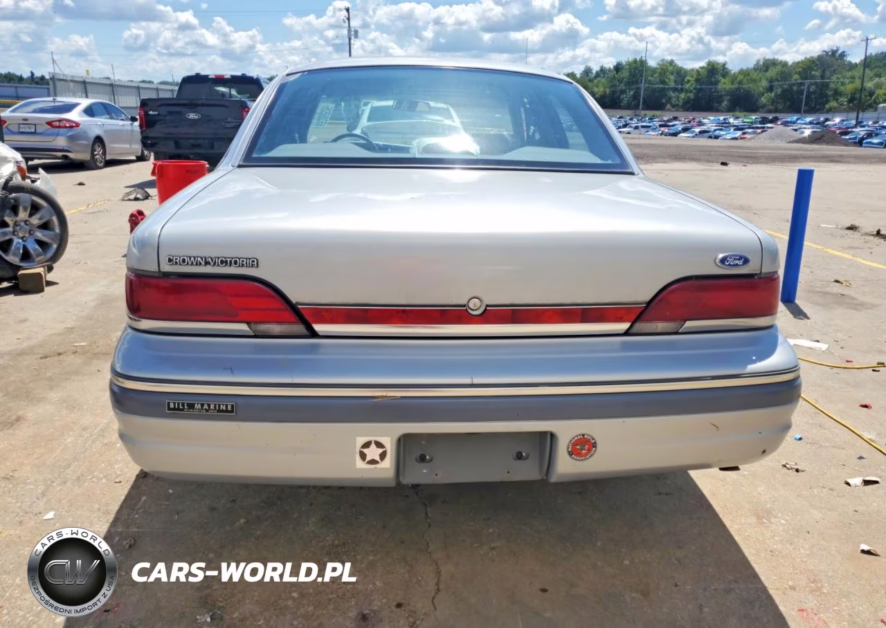 1994 Ford Crown Victoria VIN:2FALP73W7RX132680 - 6