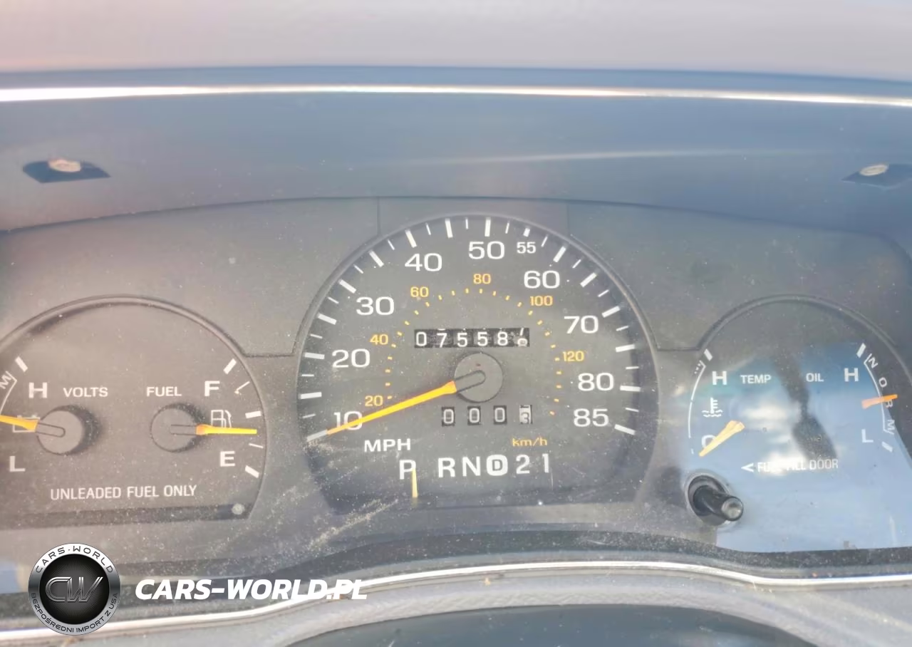 1994 Ford Crown Victoria VIN:2FALP73W7RX132680 - 9