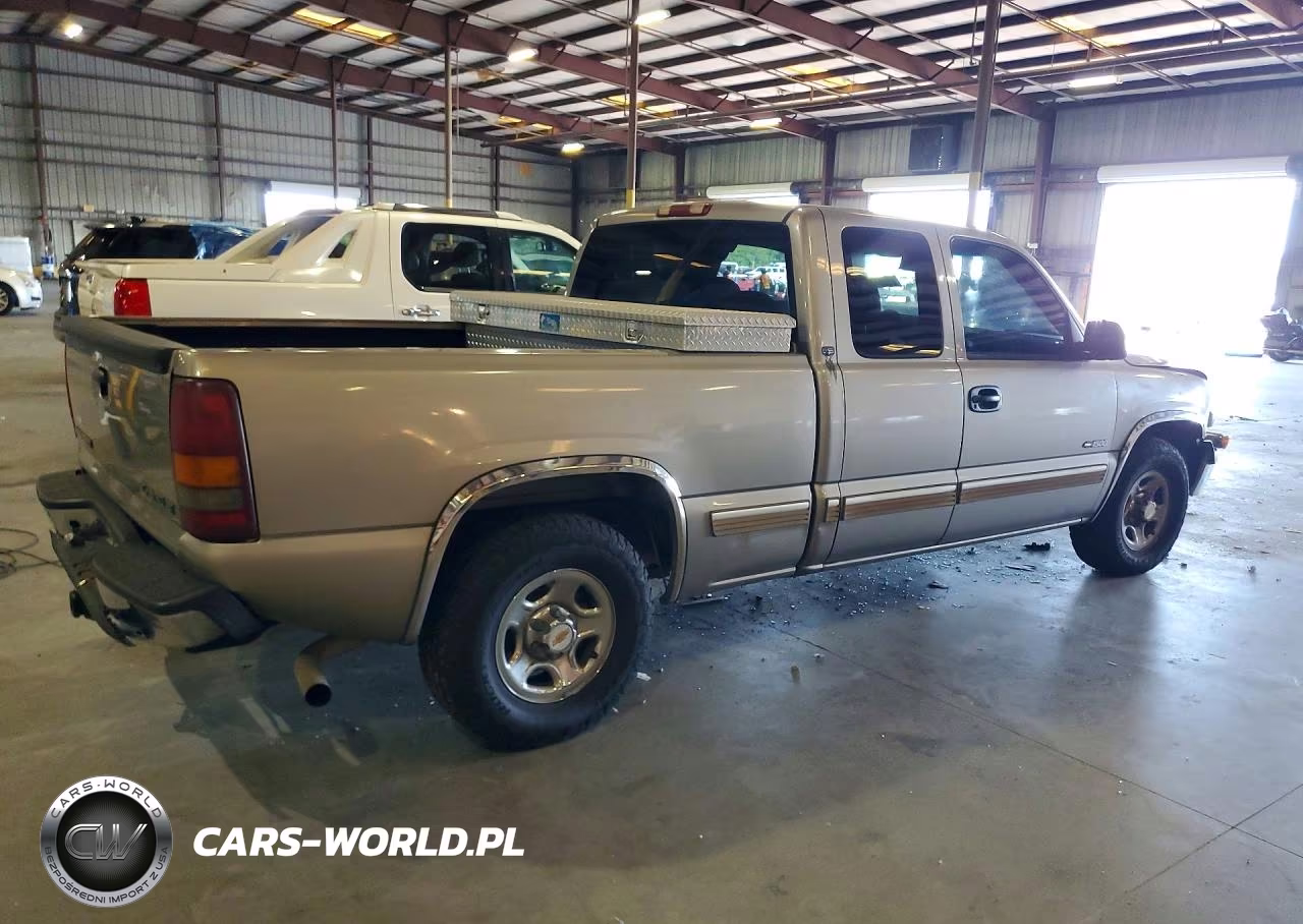 2001 Chevrolet Silverado C1500 VIN:2GCEC19V911321722 - 3