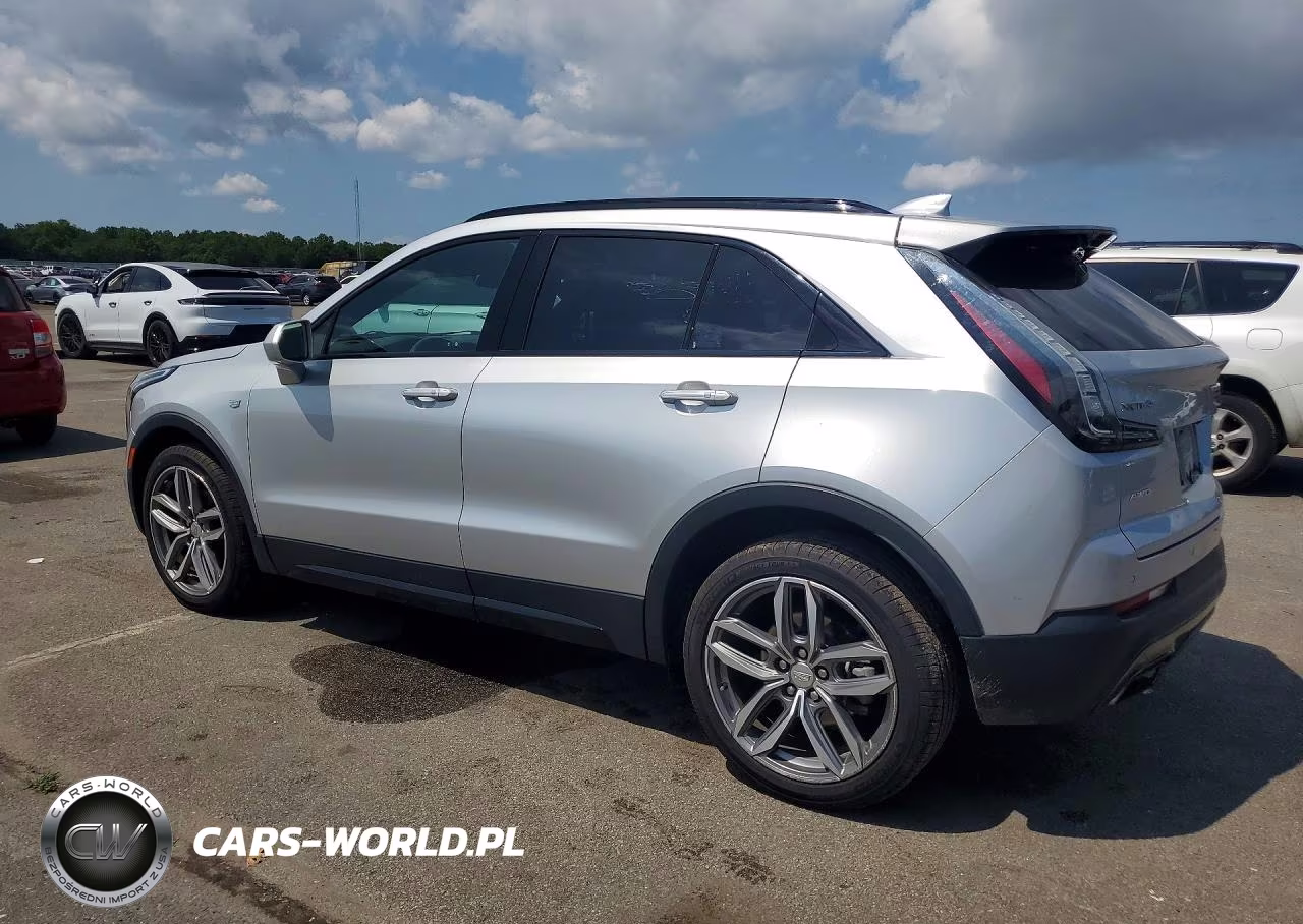 2019 Cadillac Xt4 Sport VIN:1GYFZFR47KF100518 - 2
