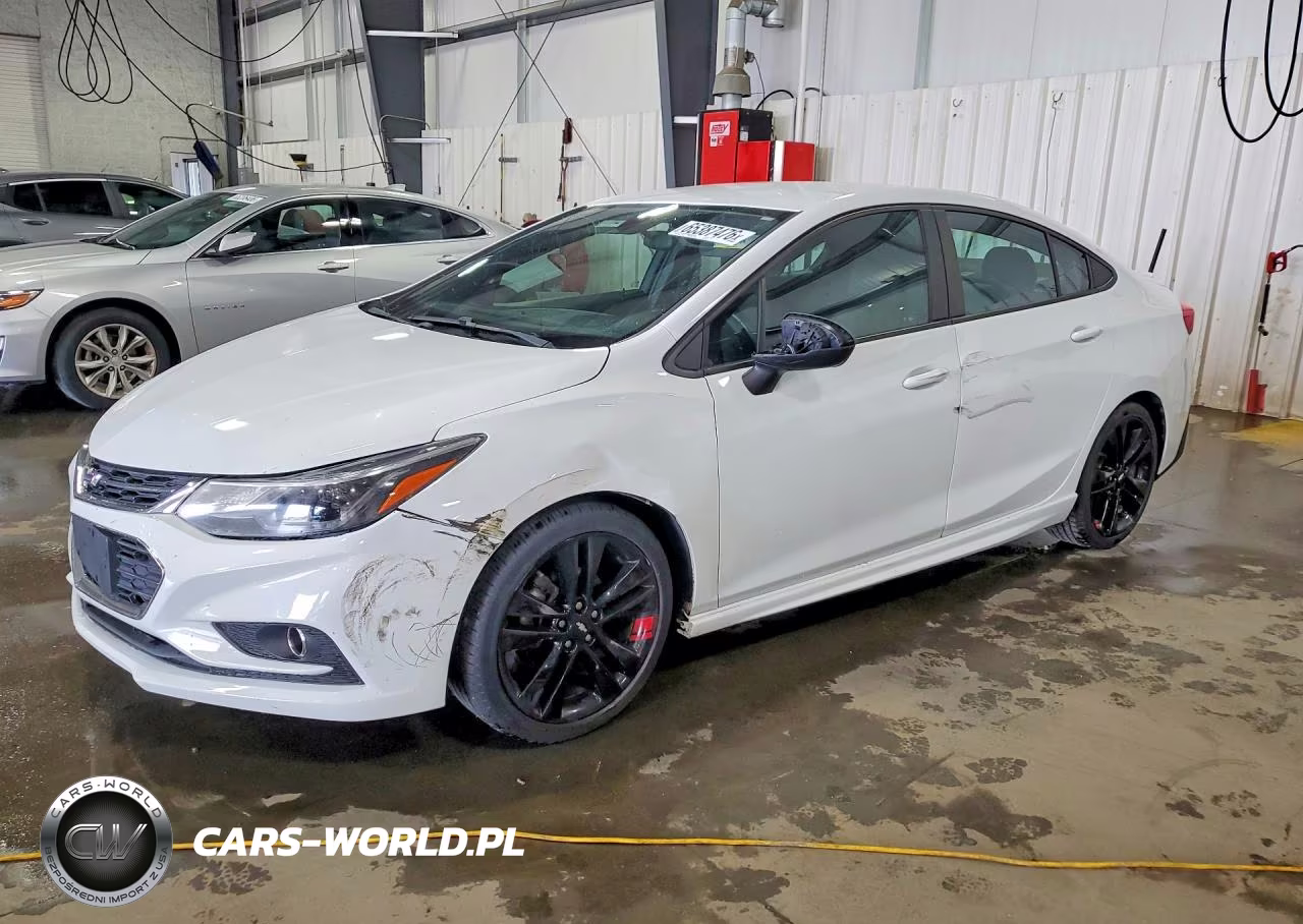 2018 Chevrolet Cruze Lt – zdjęcie 1 z 12