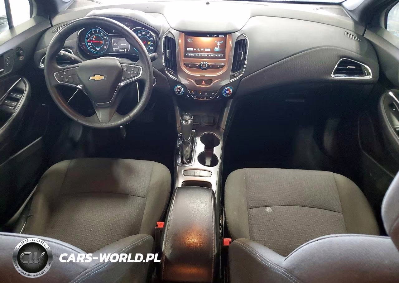 2018 Chevrolet Cruze Lt VIN:1G1BE5SMXJ7164462 - 8