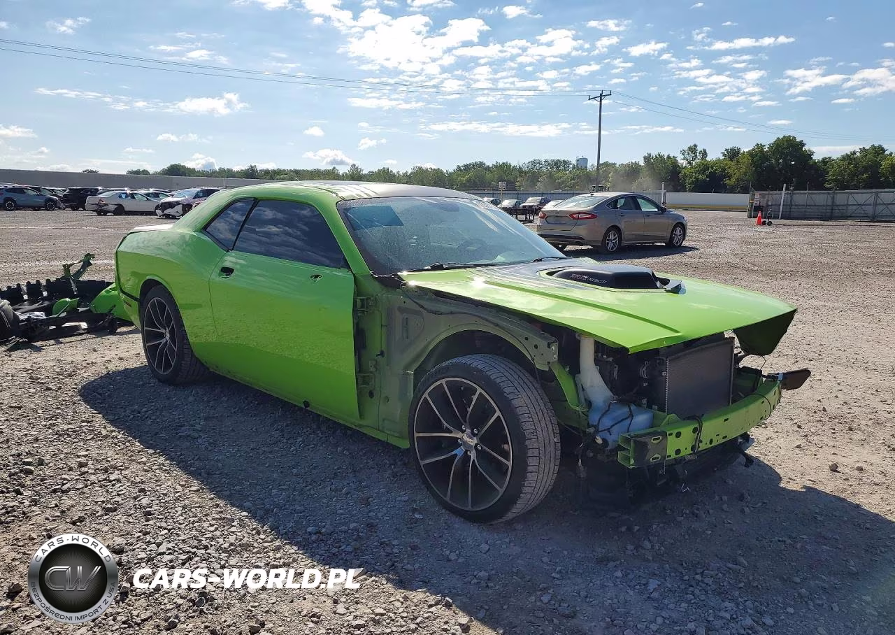 2015 Dodge Challenger R-T Scat Pack VIN:2C3CDZFJ7FH822664 - 4