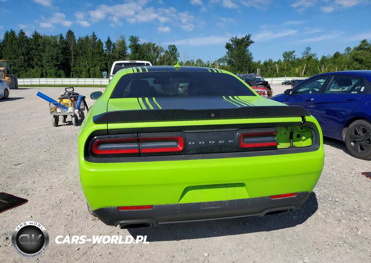 2015 Dodge Challenger R-T Scat Pack VIN:2C3CDZFJ7FH822664 - 6
