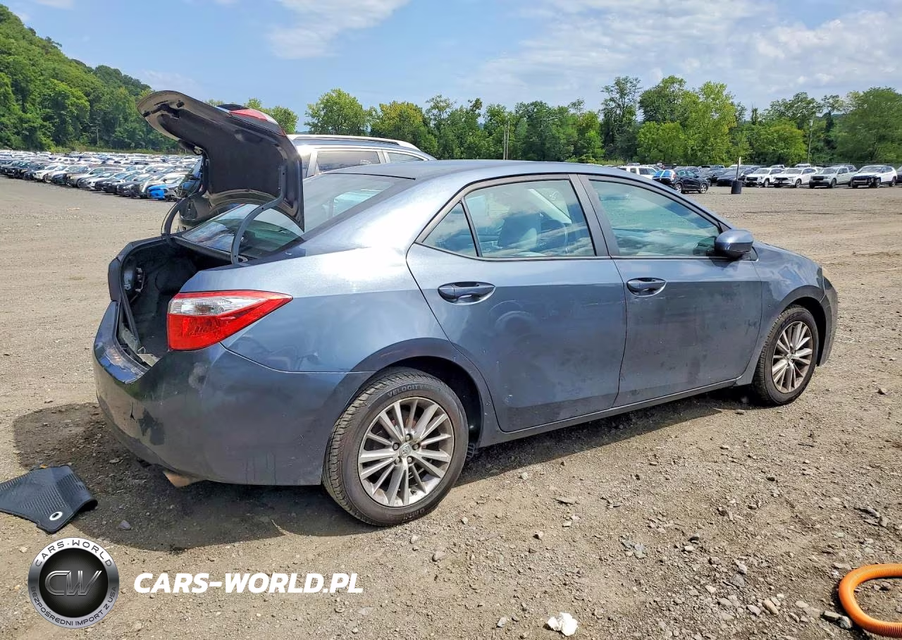 2014 Toyota Corolla Le Plus VIN:2T1BURHE2EC152117 - 3