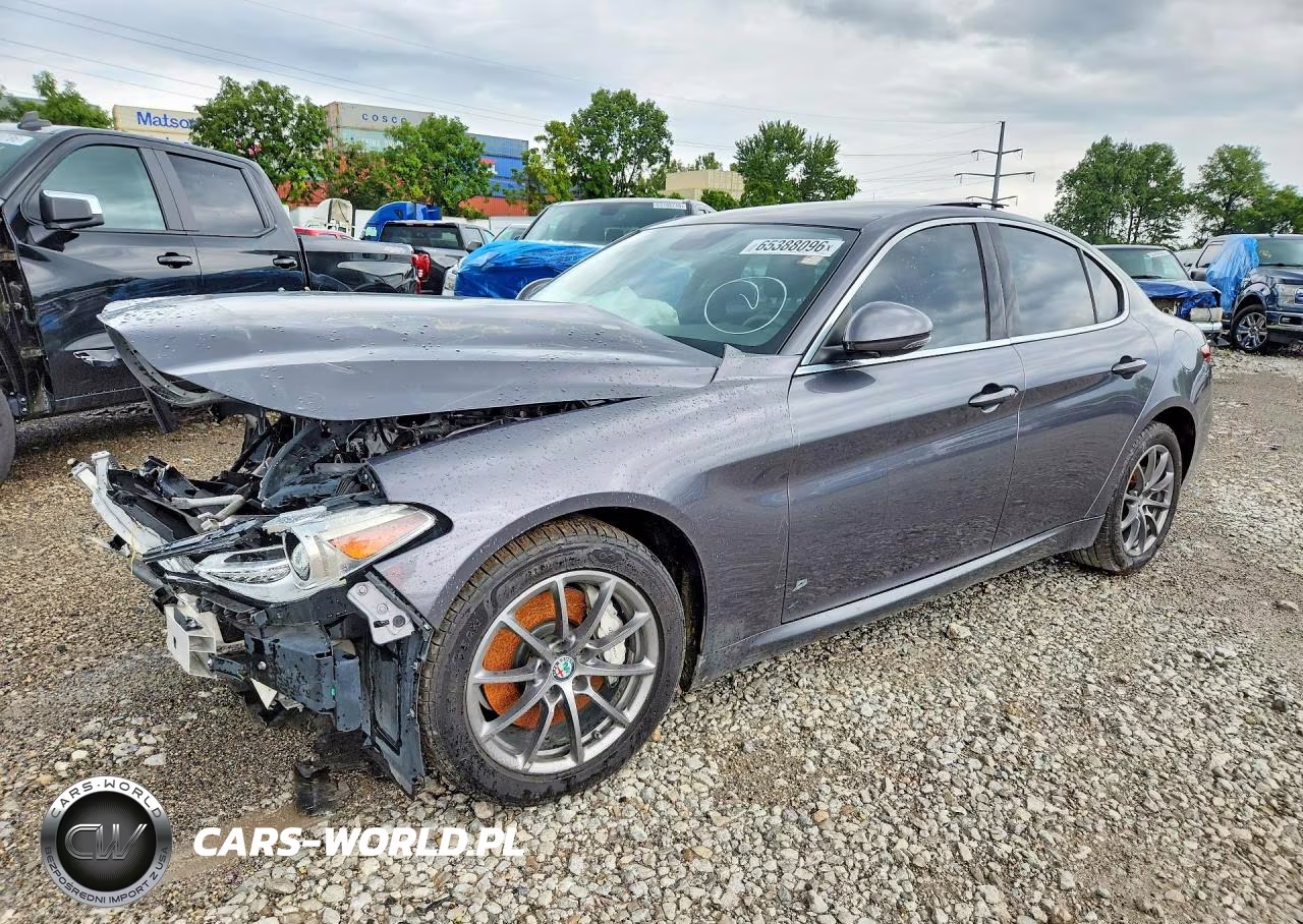 2018 Alfa Romeo Giulia Q4