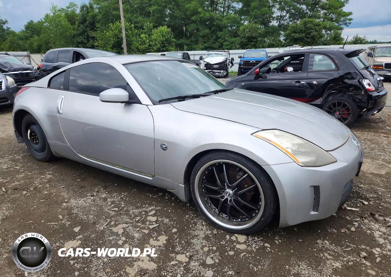 2003 Nissan 350Z Coupe VIN:JN1AZ34E83T010105 - 4