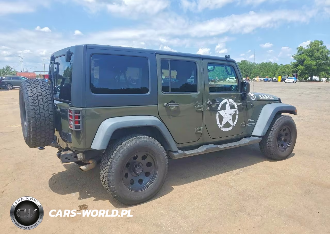 2015 Jeep Wrangler Unlimited Sport VIN:1C4BJWDG1FL759697 - 3