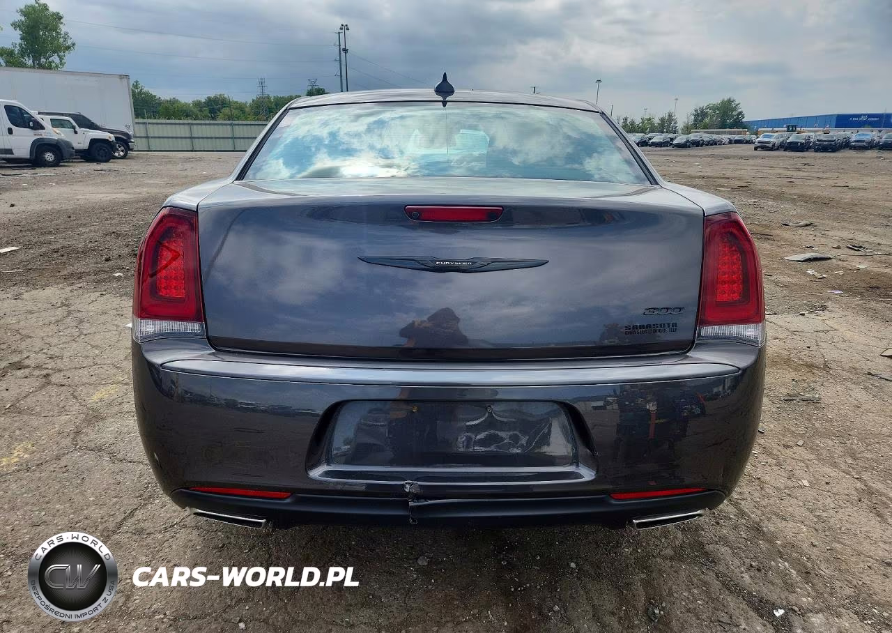 2021 Chrysler 300 Touring VIN:2C3CCAAG5MH649191 - 6