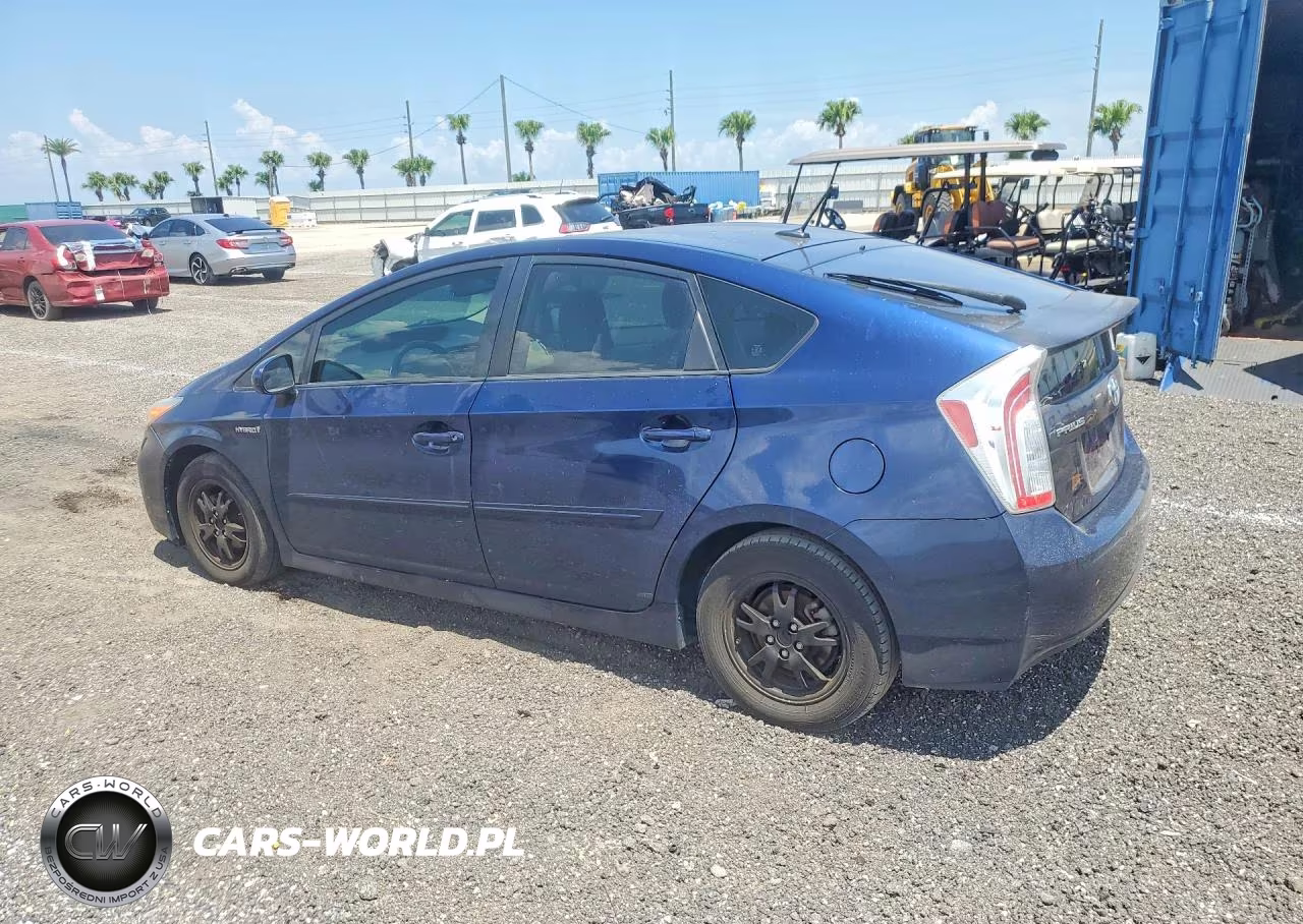 2015 Toyota Prius Four VIN:JTDKN3DU6F1923921 - 2