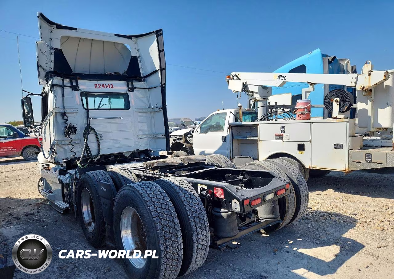 2025 Volvo Vnr Semi Truck VIN:4V4WC9EGXSN669088 - 2