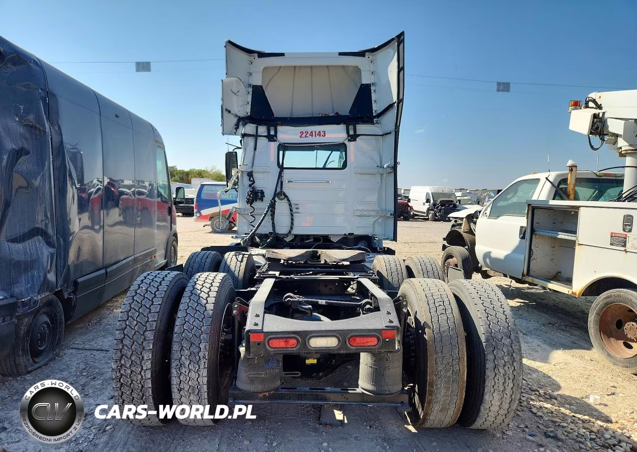 2025 Volvo Vnr Semi Truck VIN:4V4WC9EGXSN669088 - 6