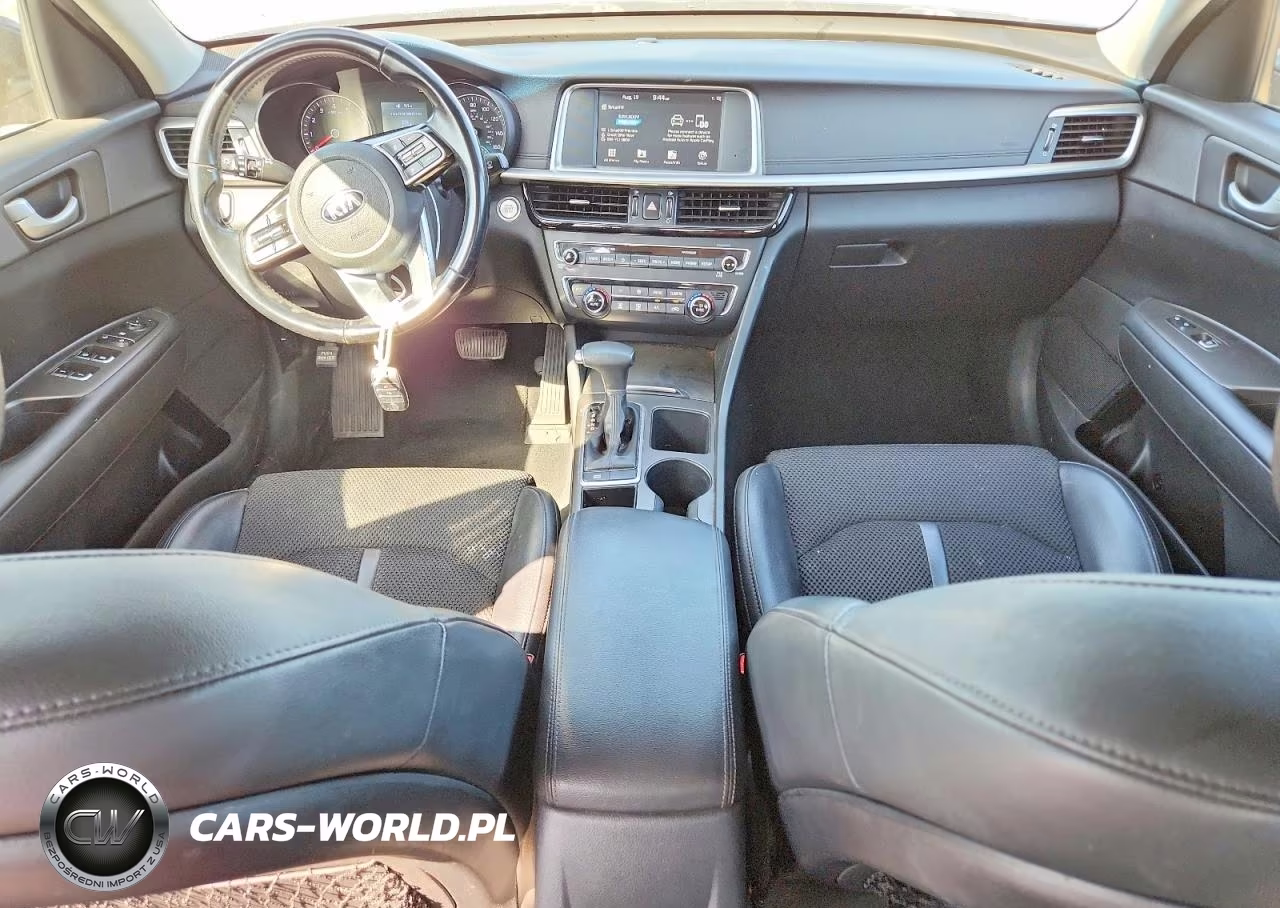 2019 Kia Optima S VIN:5XXGT4L33KG358892 - 8
