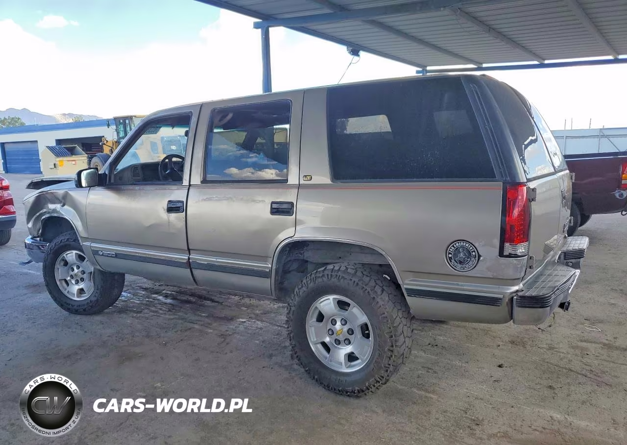 1999 Chevrolet Tahoe K1500 VIN:1GNEK13R3XR144994 - 2
