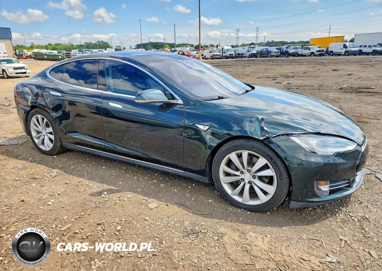2014 Tesla Model S VIN:5YJSA1S18EFP50997 - 4