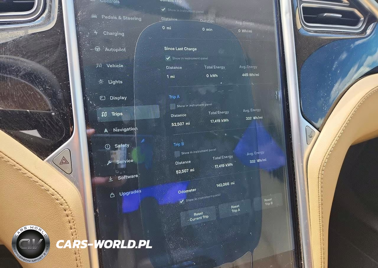 2014 Tesla Model S VIN:5YJSA1S18EFP50997 - 9