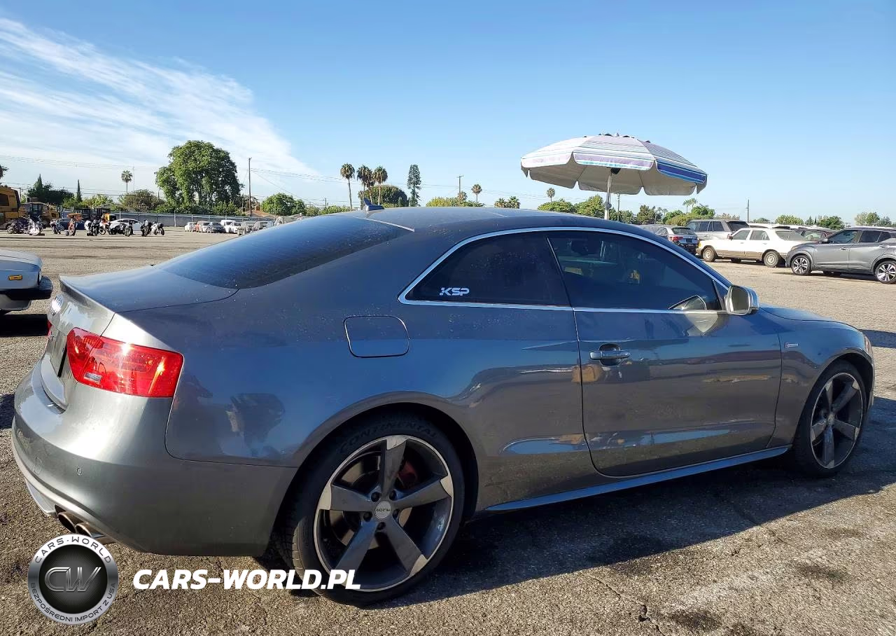 2014 Audi S5 Premium Plus VIN:WAUCGAFR3EA005583 - 3