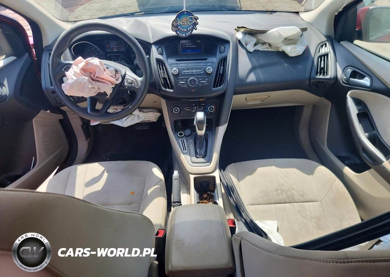 2015 Ford Focus Se VIN:1FADP3F24FL238177 - 8