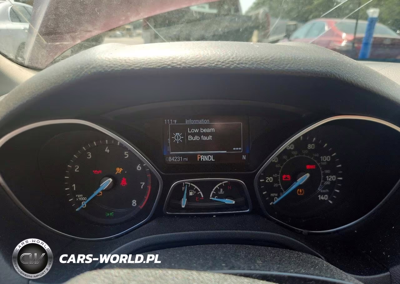 2015 Ford Focus Se VIN:1FADP3F24FL238177 - 9