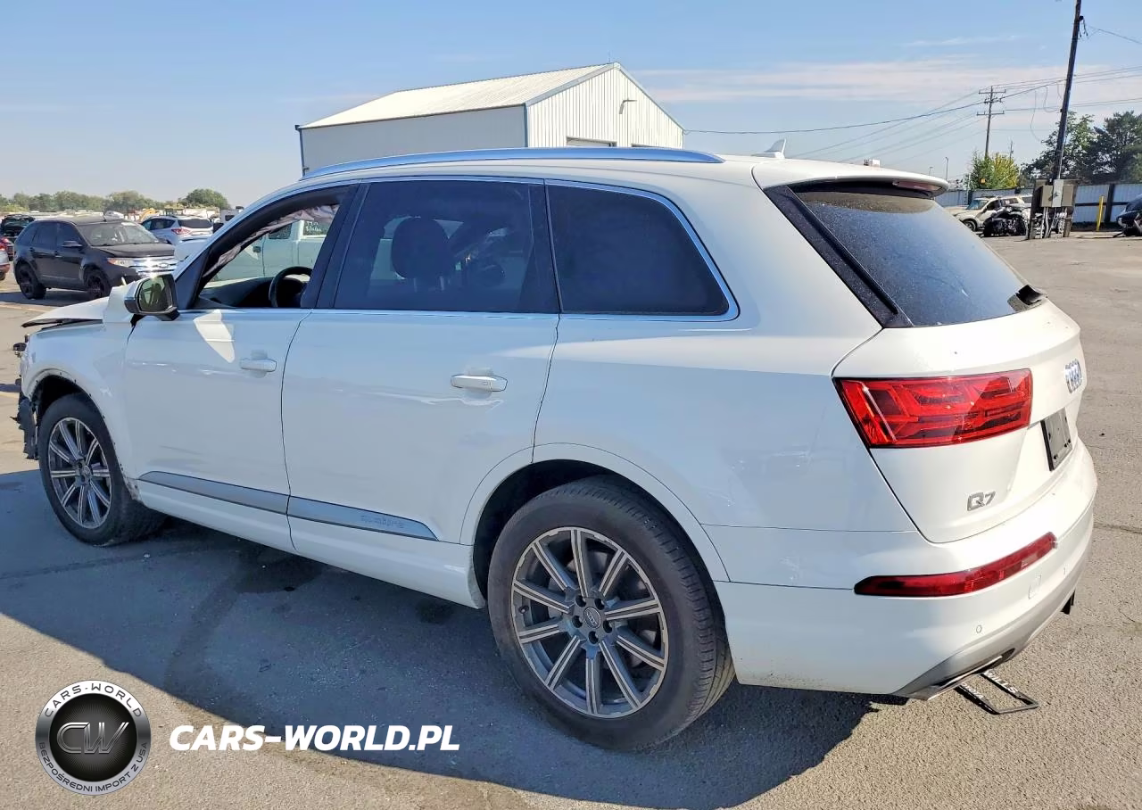 2018 Audi Q7 Premium Plus VIN:WA1LAAF77JD004667 - 2