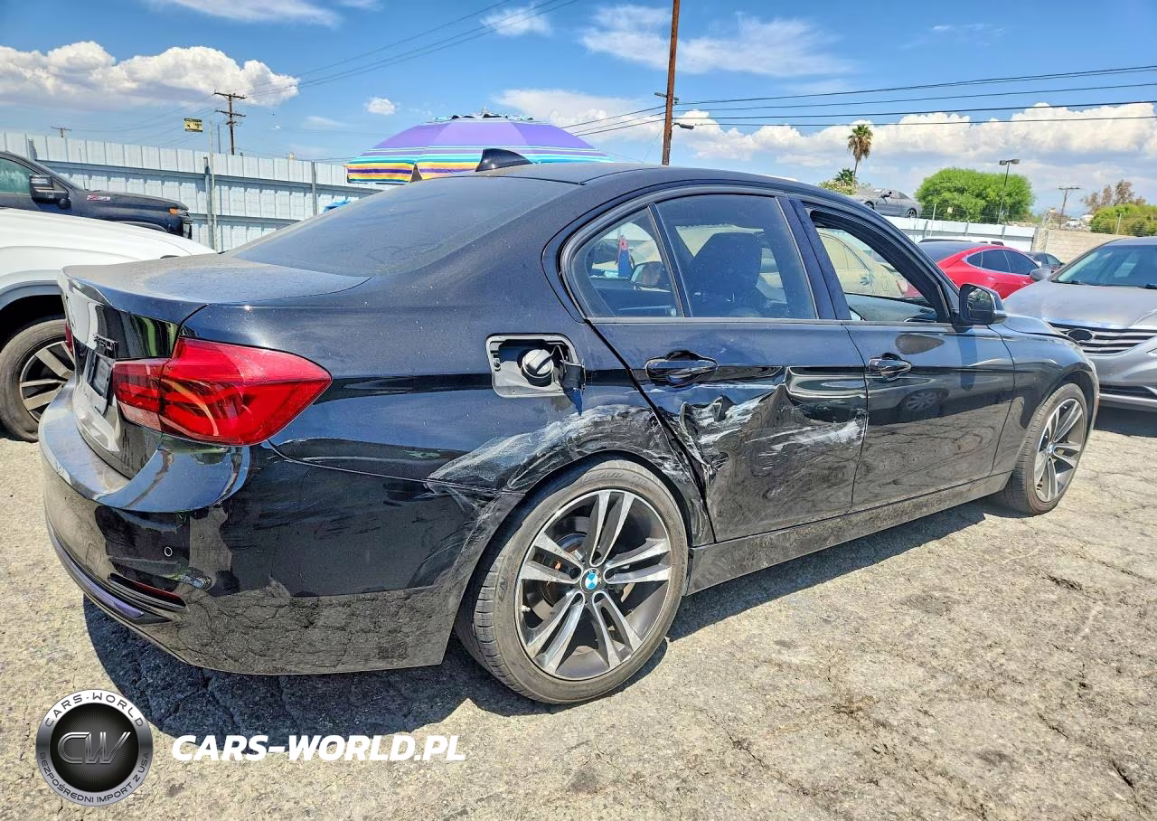 2018 BMW 330 I VIN:WBA8B9C54JEE83375 - 3