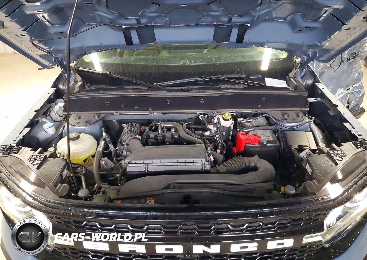 2025 Ford Bronco Sport Outer Banks VIN:3FMCR9CN4SRF01888 - 12