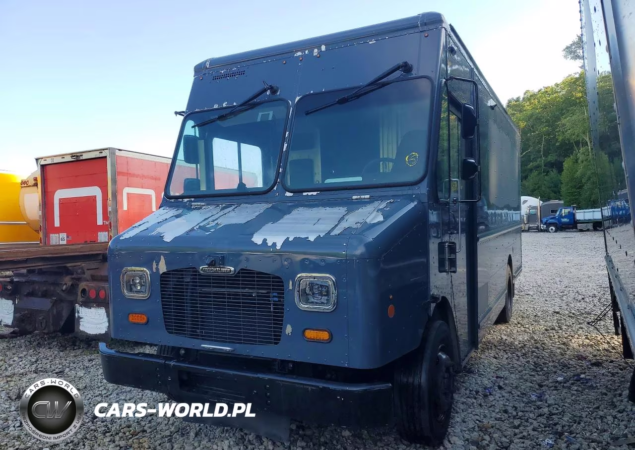 2020 Freightliner Mt45G Chassis Delivery Truck