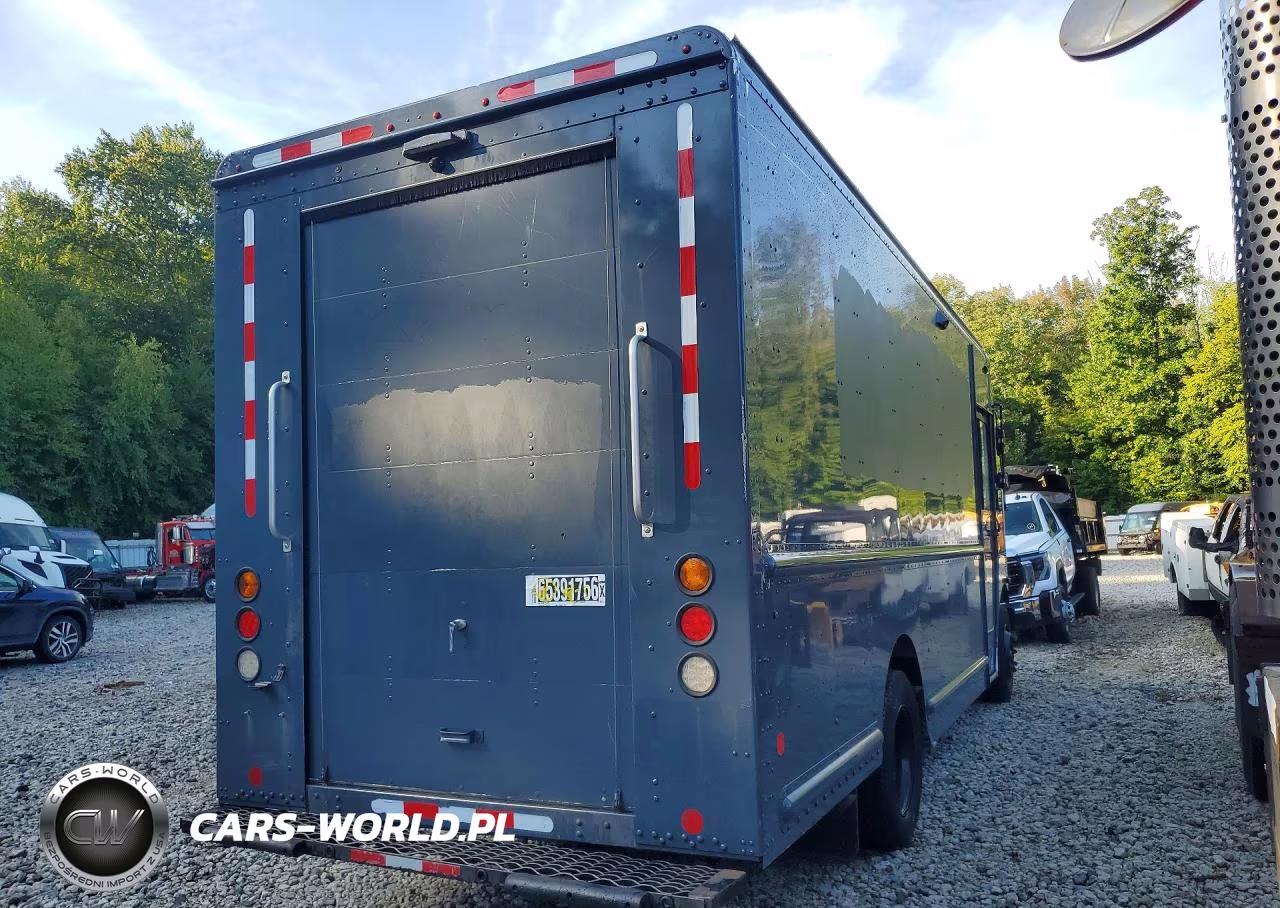 2020 Freightliner Mt45G Chassis Delivery Truck VIN:4UZAC2EA9LCMK0136 - 3