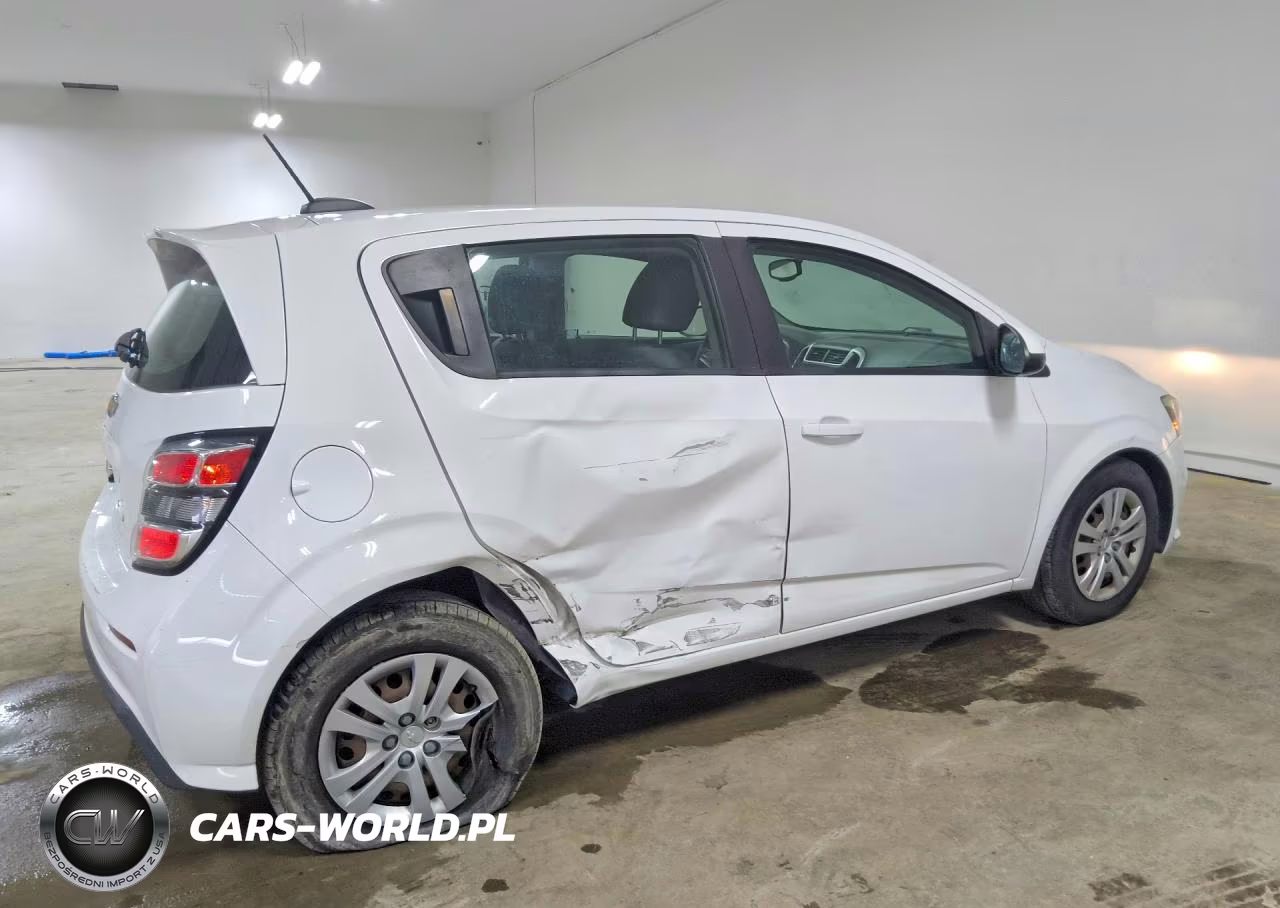 2017 Chevrolet Sonic VIN:1G1JG6SH2H4142904 - 3