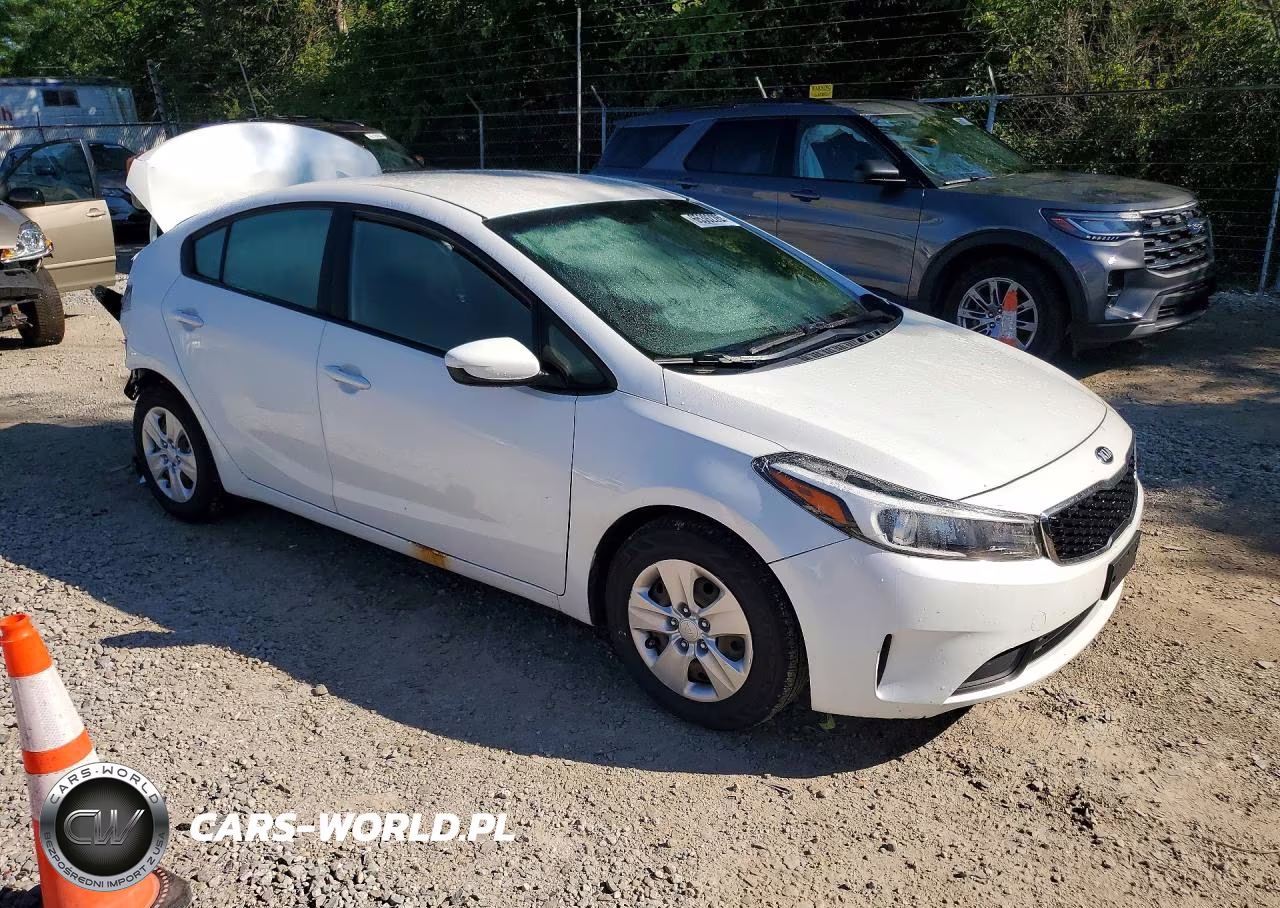 2017 Kia Forte Lx VIN:3KPFL4A73HE063679 - 4