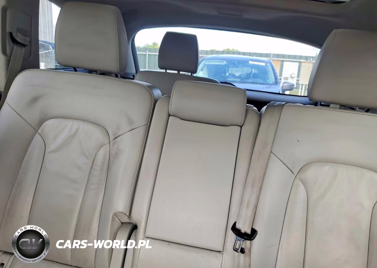 2013 Audi Q7 Premium Plus VIN:WA1LGAFE4DD002800 - 10
