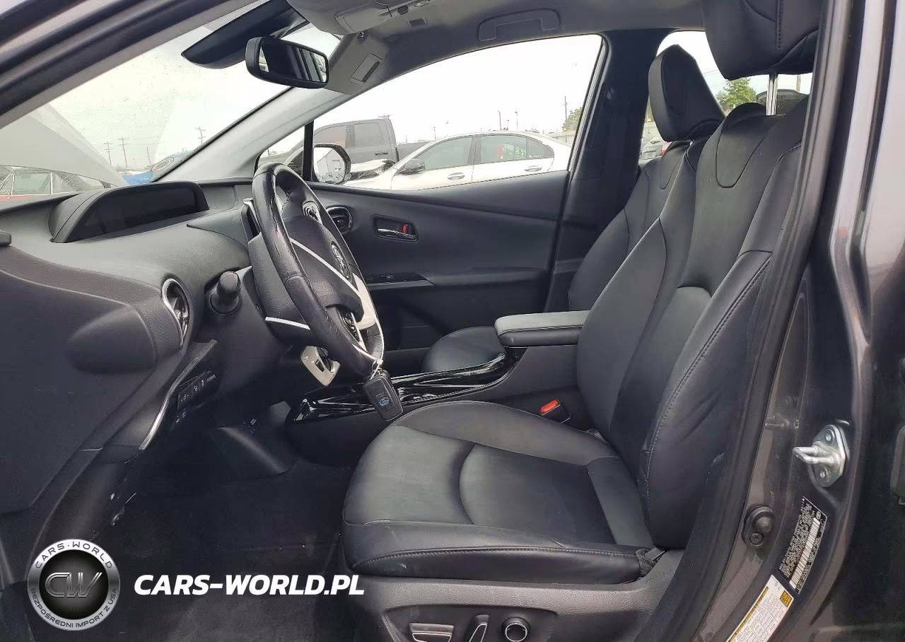 2017 Toyota Prius Prime Advanced VIN:JTDKARFP9H3020594 - 7