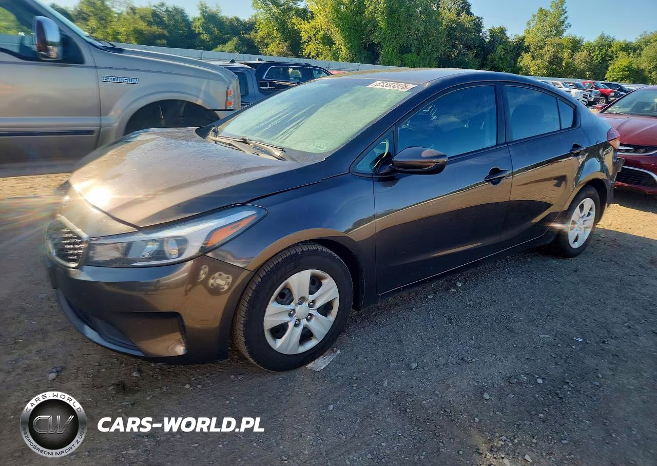2018 Kia Forte Lx VIN:3KPFK4A73JE181126 - 1
