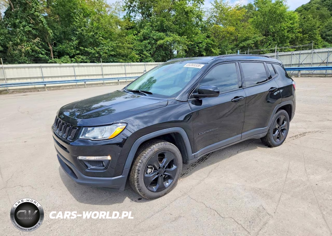 2018 Jeep Compass Latitude – zdjęcie 1 z 13