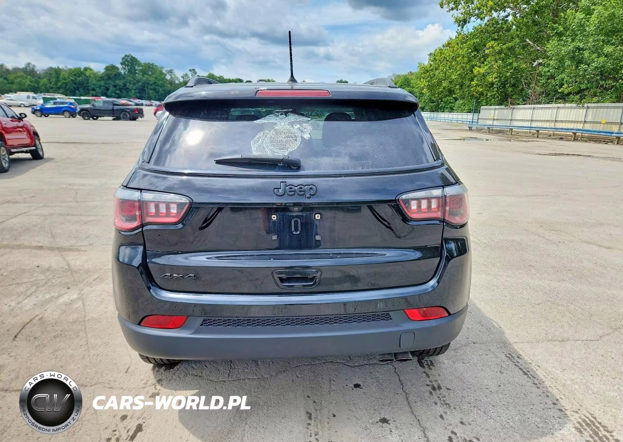 2018 Jeep Compass Latitude VIN:3C4NJDBB9JT304070 - 6