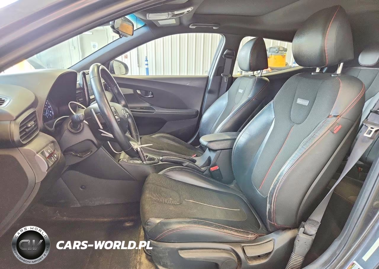 2019 Hyundai Veloster 2.0L Premium VIN:KMHTG6AFXKU002134 - 7
