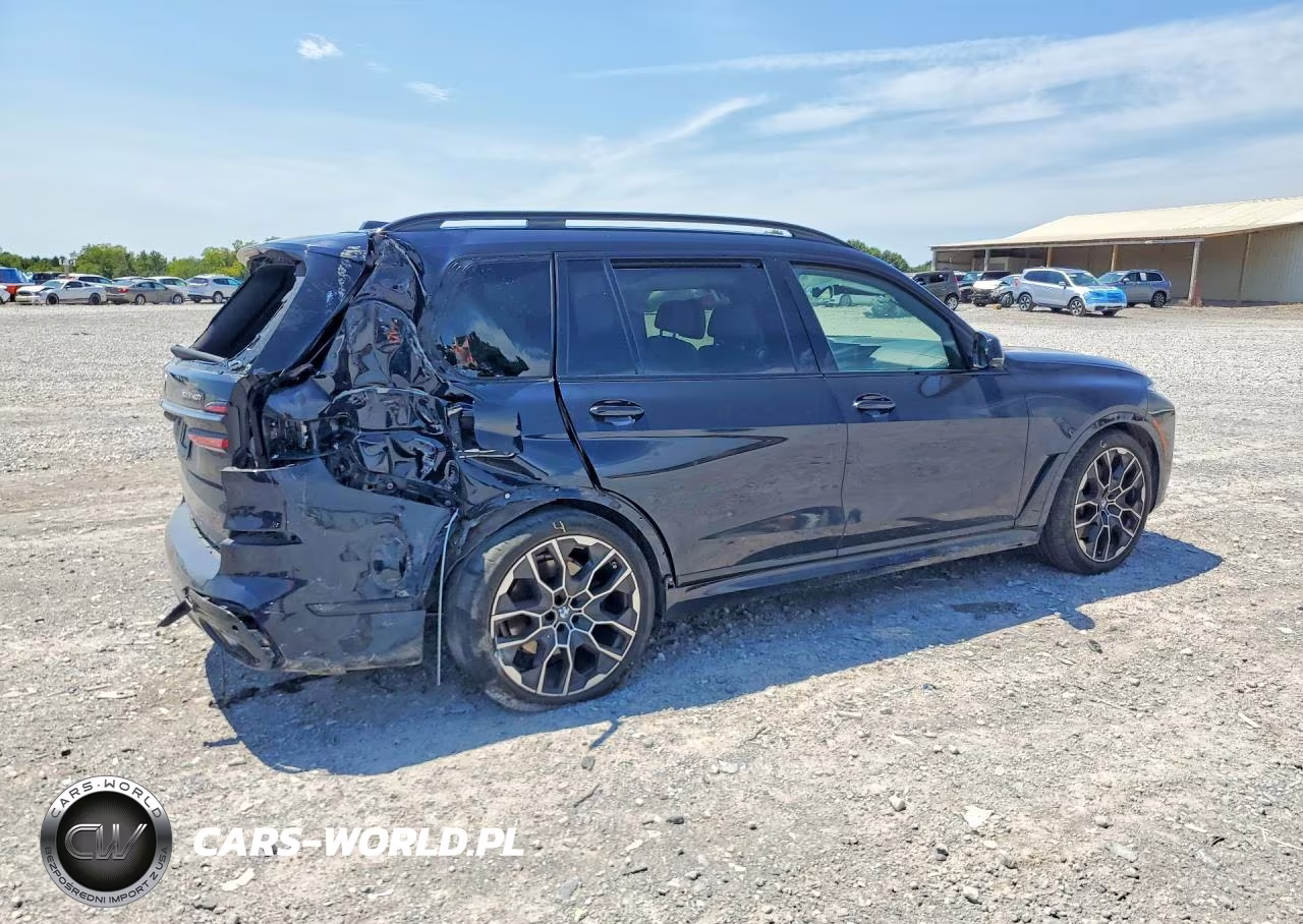 2024 BMW X7 xDrive40I VIN:5UX23EM02R9W18807 - 3