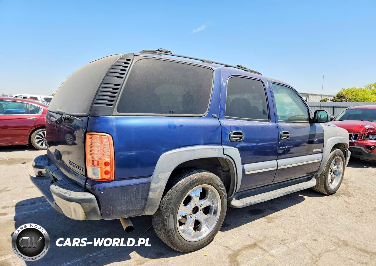 2002 Chevrolet Tahoe C1500 VIN:1GNEC13V62R313330 - 3