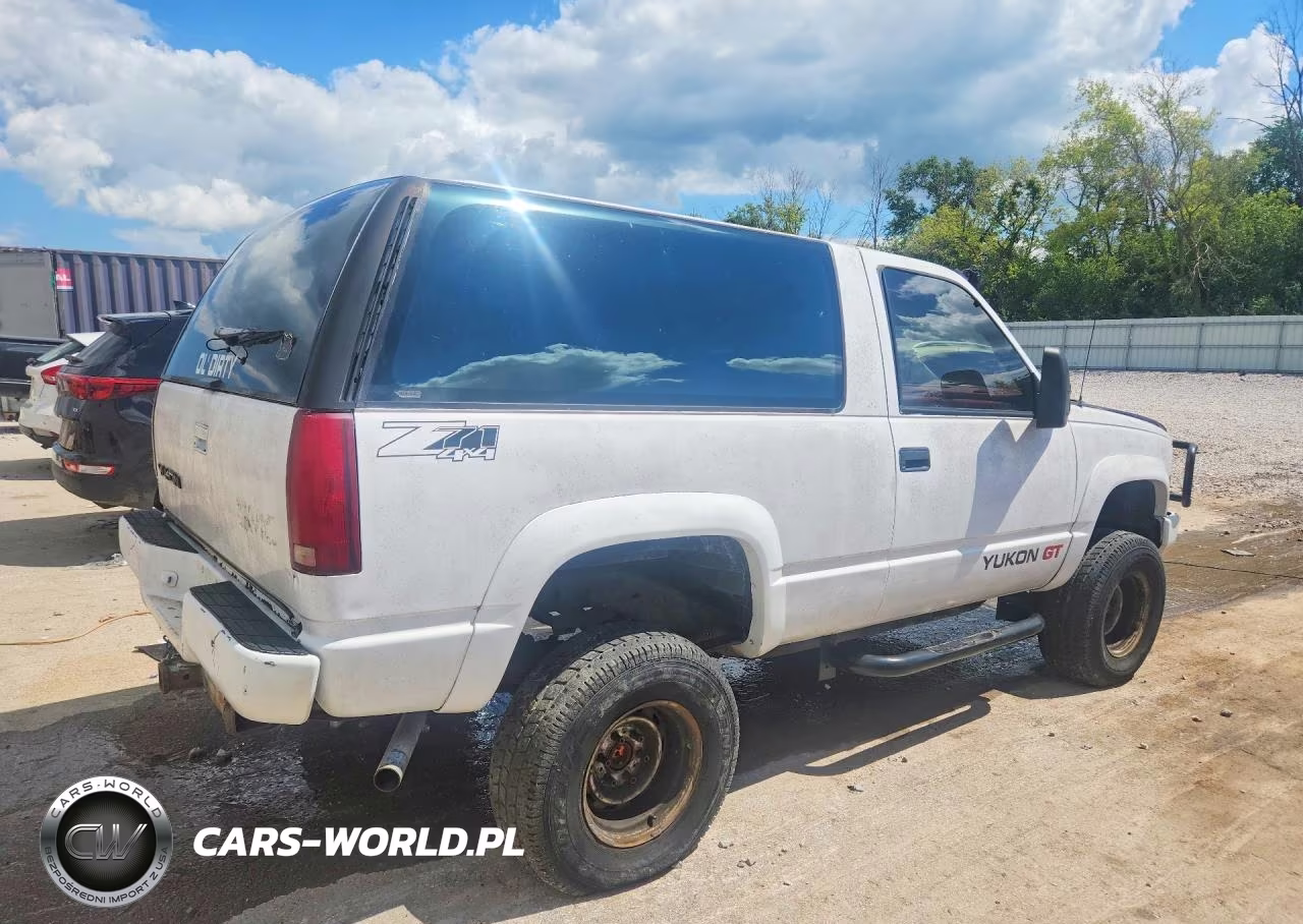 1993 GMC Yukon VIN:1GKEK18K2PJ719772 - 3