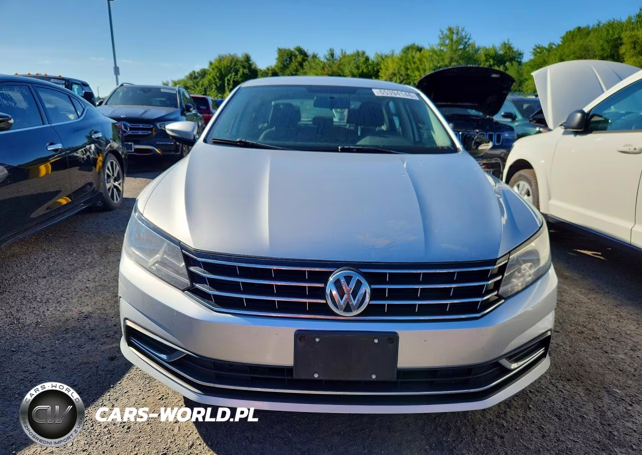 2016 Volkswagen Passat S VIN:1VWAT7A33GC020276 - 5