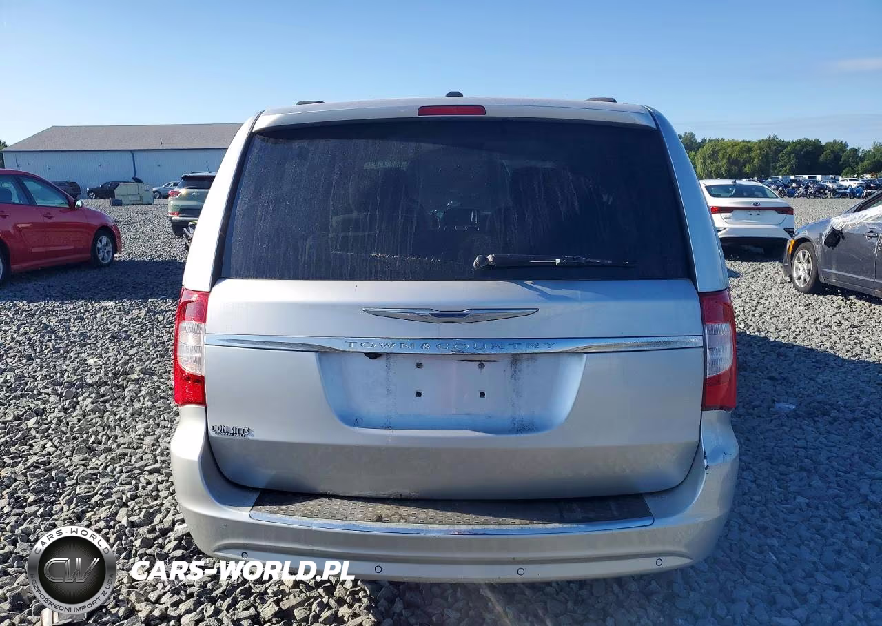 2011 Chrysler Town & Country Touring VIN:2A4RR5DGXBR665086 - 6