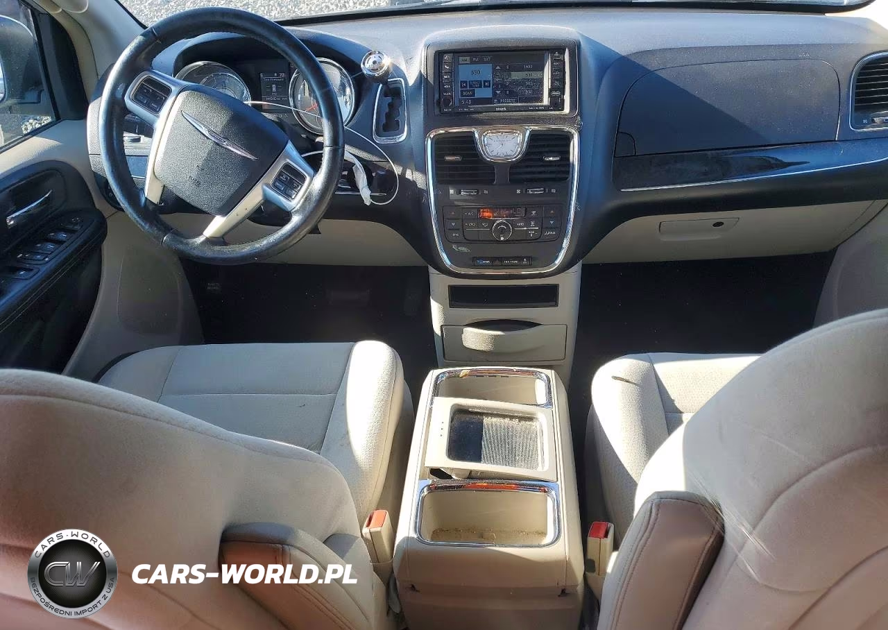 2011 Chrysler Town & Country Touring VIN:2A4RR5DGXBR665086 - 8