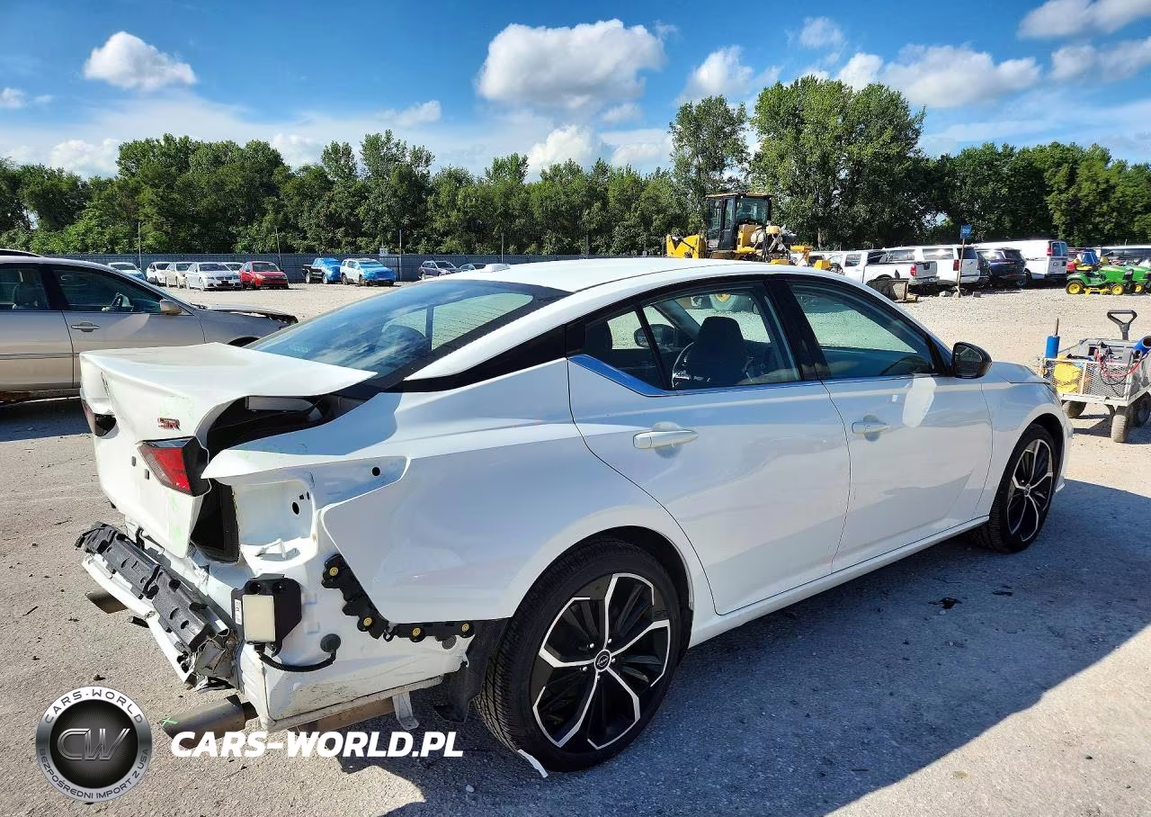 2024 Nissan Altima Sr VIN:1N4BL4CV5RN385267 - 3