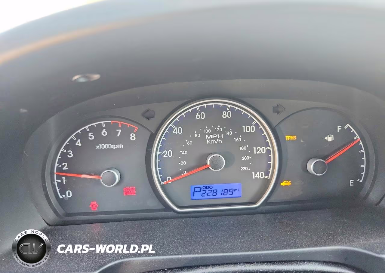 2010 Hyundai Elantra Gls VIN:KMHDU4AD7AU909633 - 9