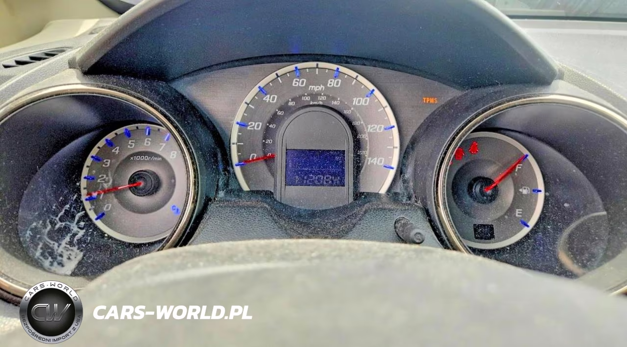 2013 Honda Fit Sport VIN:JHMGE8H56DC048765 - 9